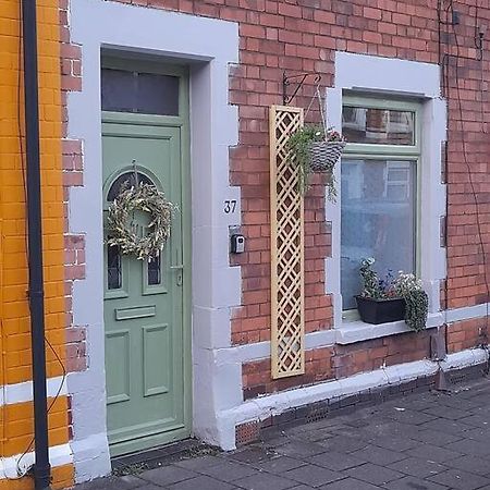 Just The Splott! Sleeps 6, 8 Mins To Stadium. Cardiff Zewnętrze zdjęcie