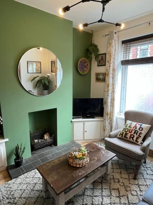 Just The Splott! Sleeps 6, 8 Mins To Stadium. Cardiff Zewnętrze zdjęcie